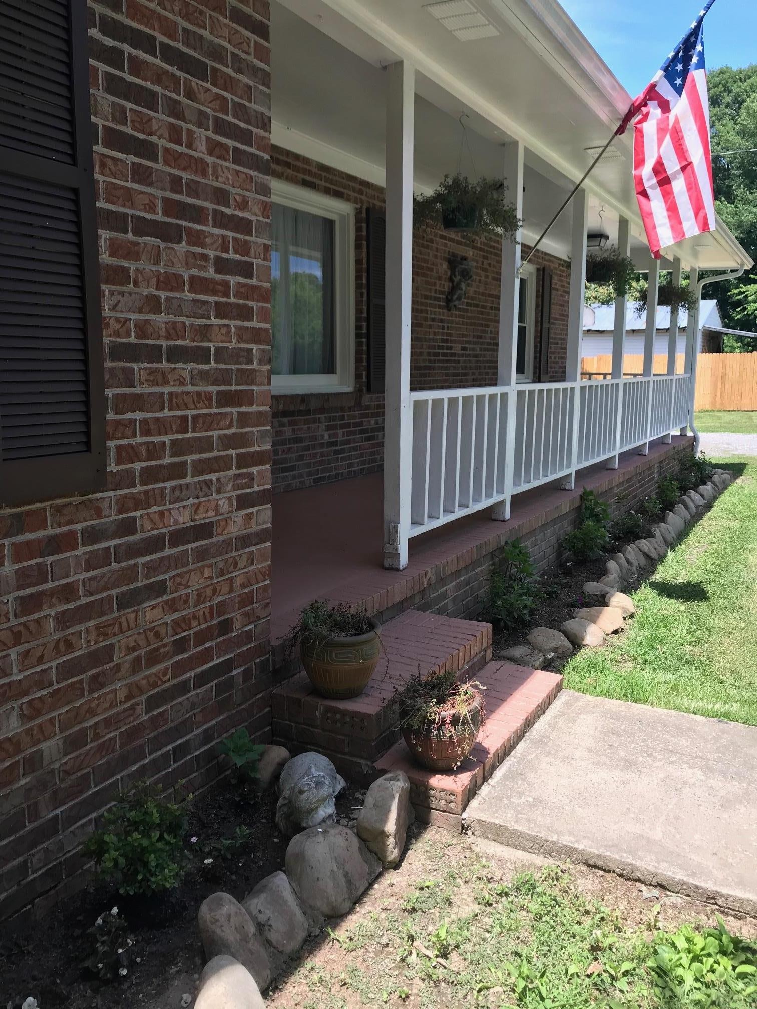 1298 Hurricane Road Tullahoma, TN 37388 - Photo 4 of 22 Gallery Image 4