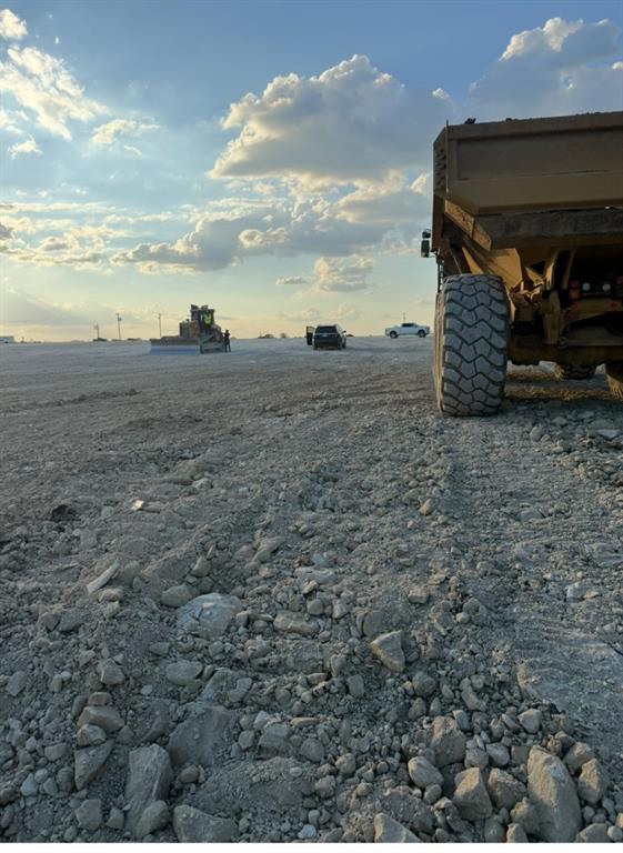 1601 Interstate 45 Palmer, TX 75152 - Photo 8 of 10 a view of a dry yard with wooden fence