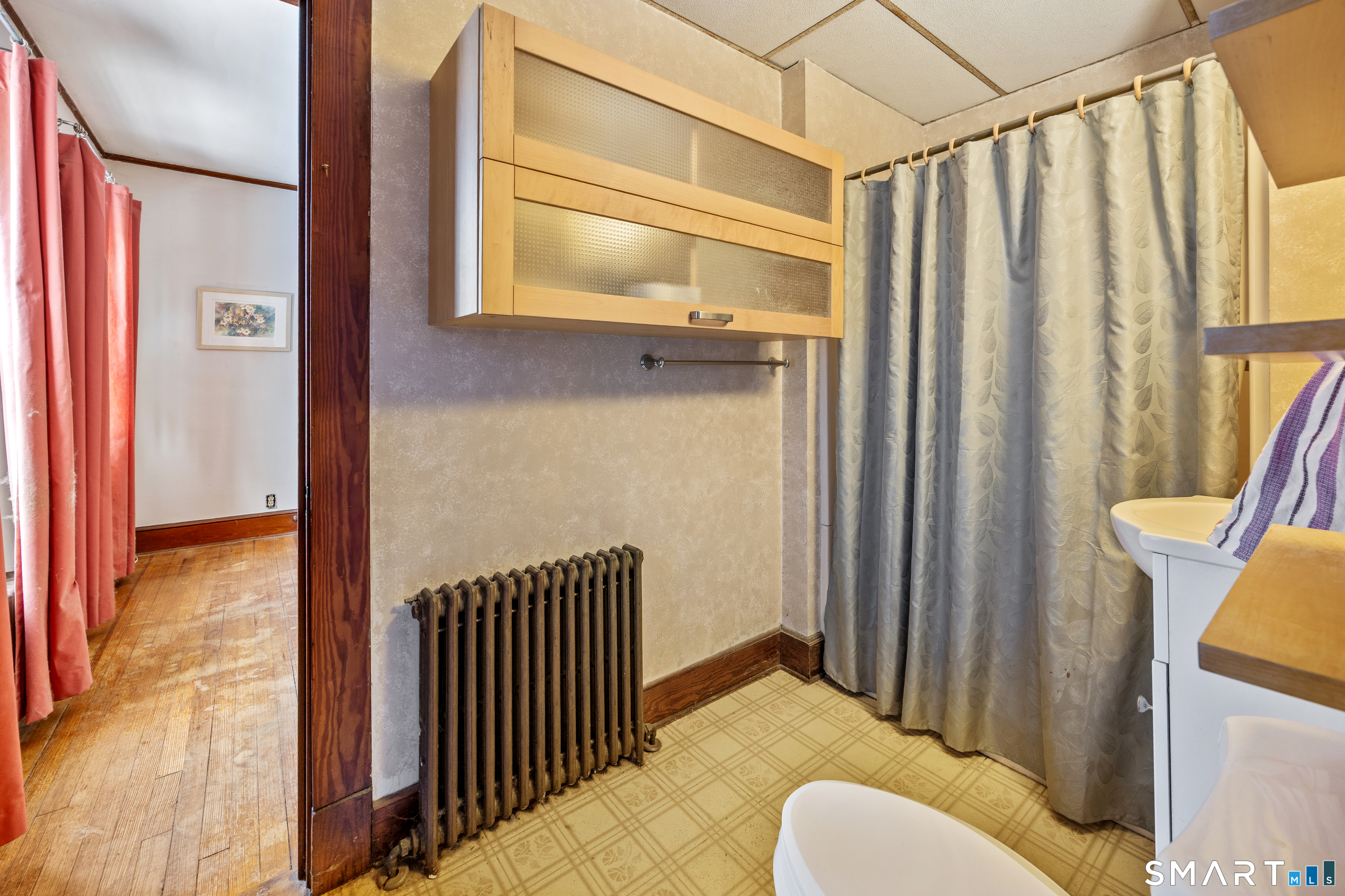 121 Liberty Street Meriden, CT 06450 - Photo 17 of 35