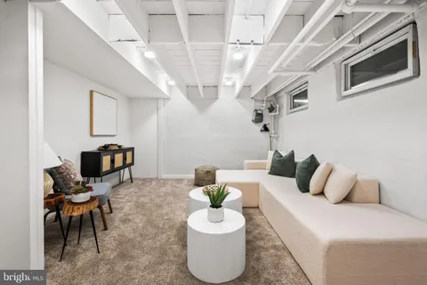 $950,000 | 1410 Mt Vernon Avenue, Alexandria, VA 22301