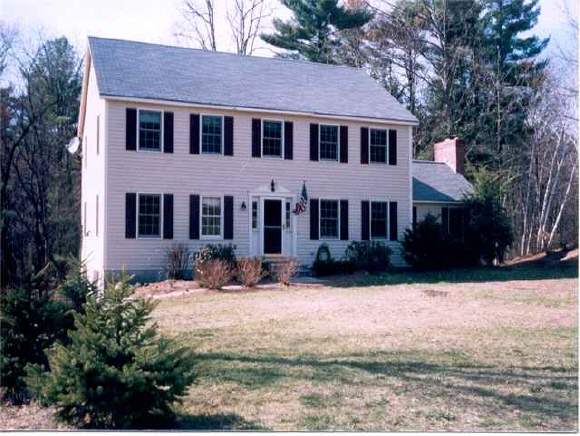 26 Burbank Road Londonderry, NH 03053 - Photo 1 of 5