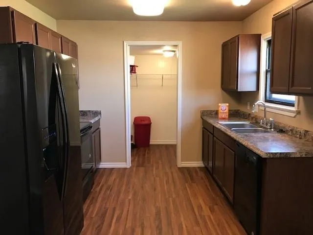 $1,495 | 2802 South 10th Street, Abilene, TX 79605