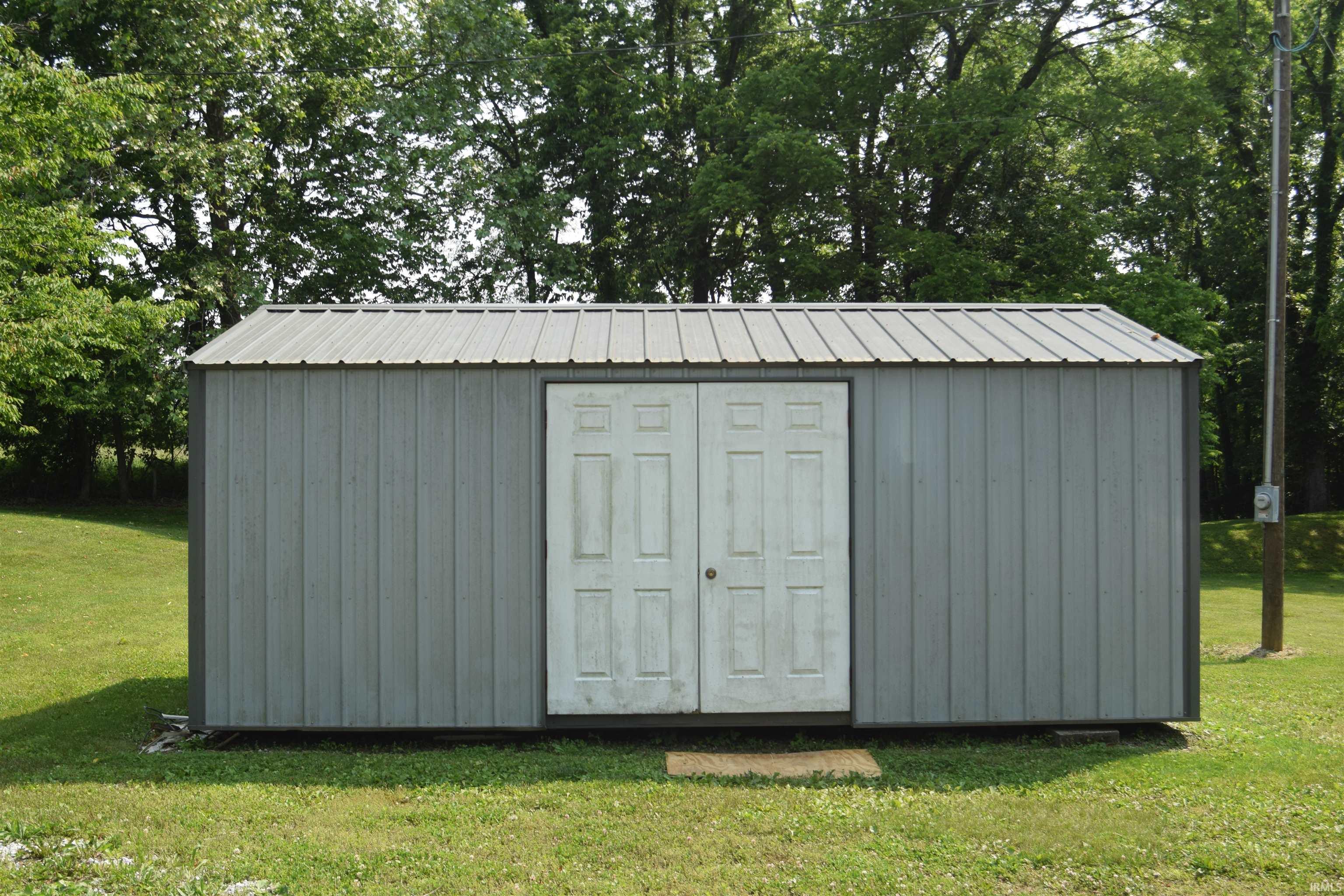 473 Gunsmith School Road Bedford, IN 47421 - Photo 2 of 22