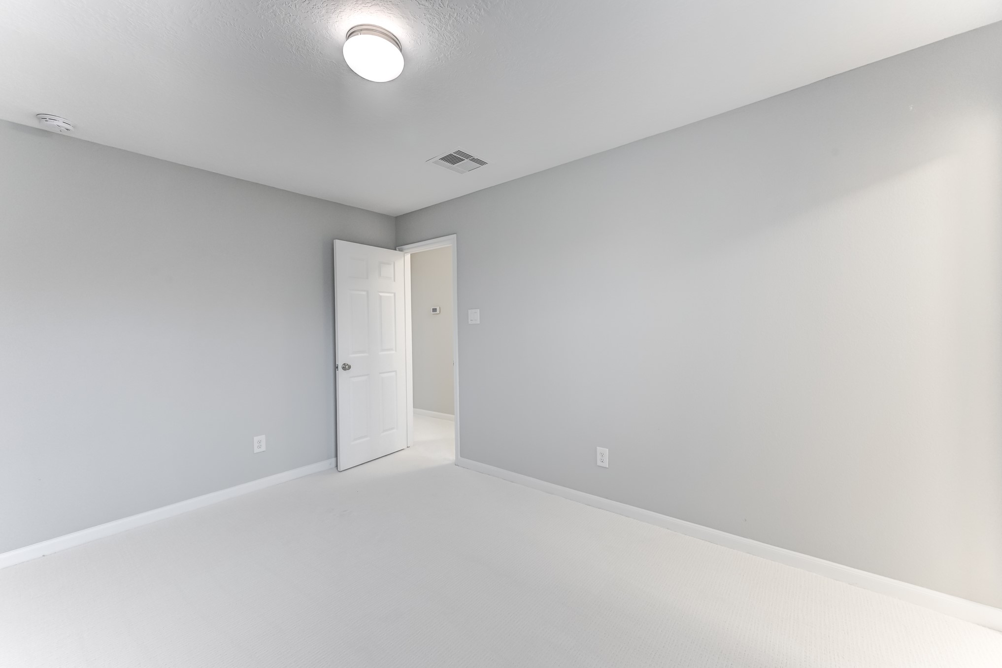 4706 Mint Trail Houston, TX 77066 - Photo 32 of 46 a view of an empty room