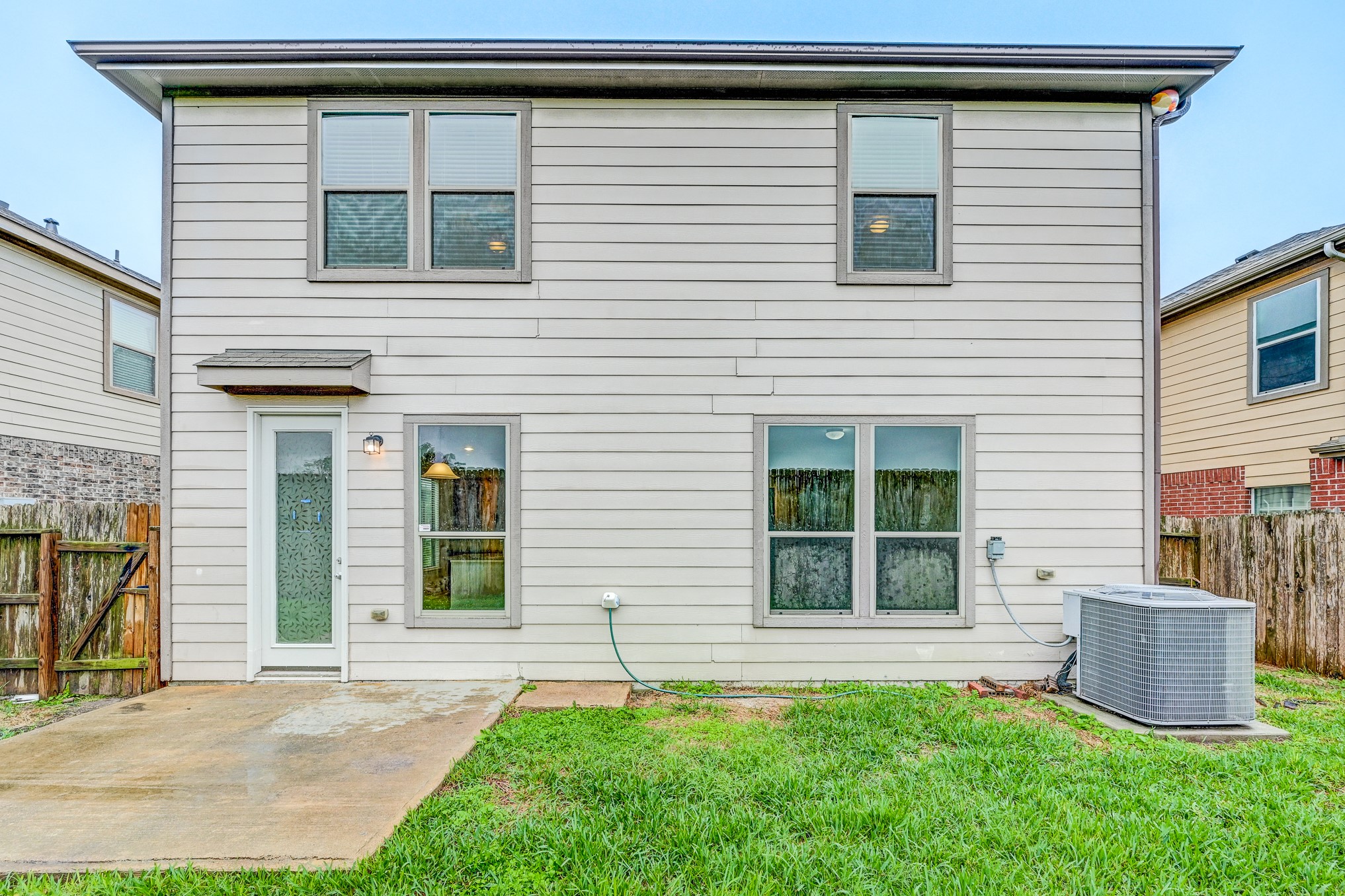4706 Mint Trail Houston, TX 77066 - Photo 46 of 46 a view of a house with a yard and plants