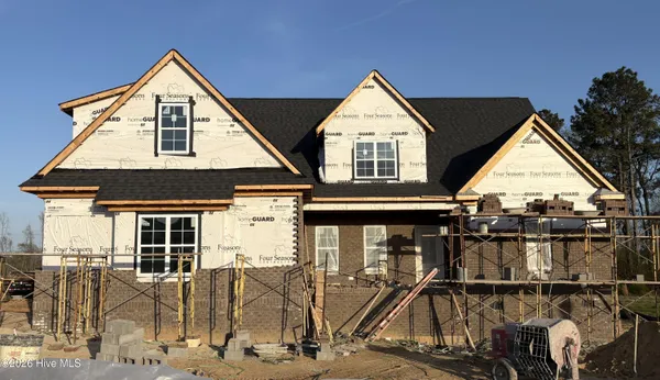 $479,900 | 7473 Sweetwater Drive, Nashville, NC 27856