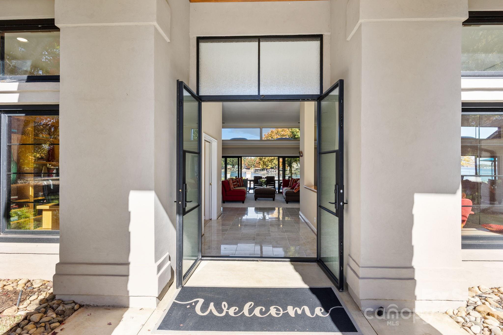 21400 Bethel Church Road Cornelius, NC 28031 - Photo 4 of 47 a view of living room