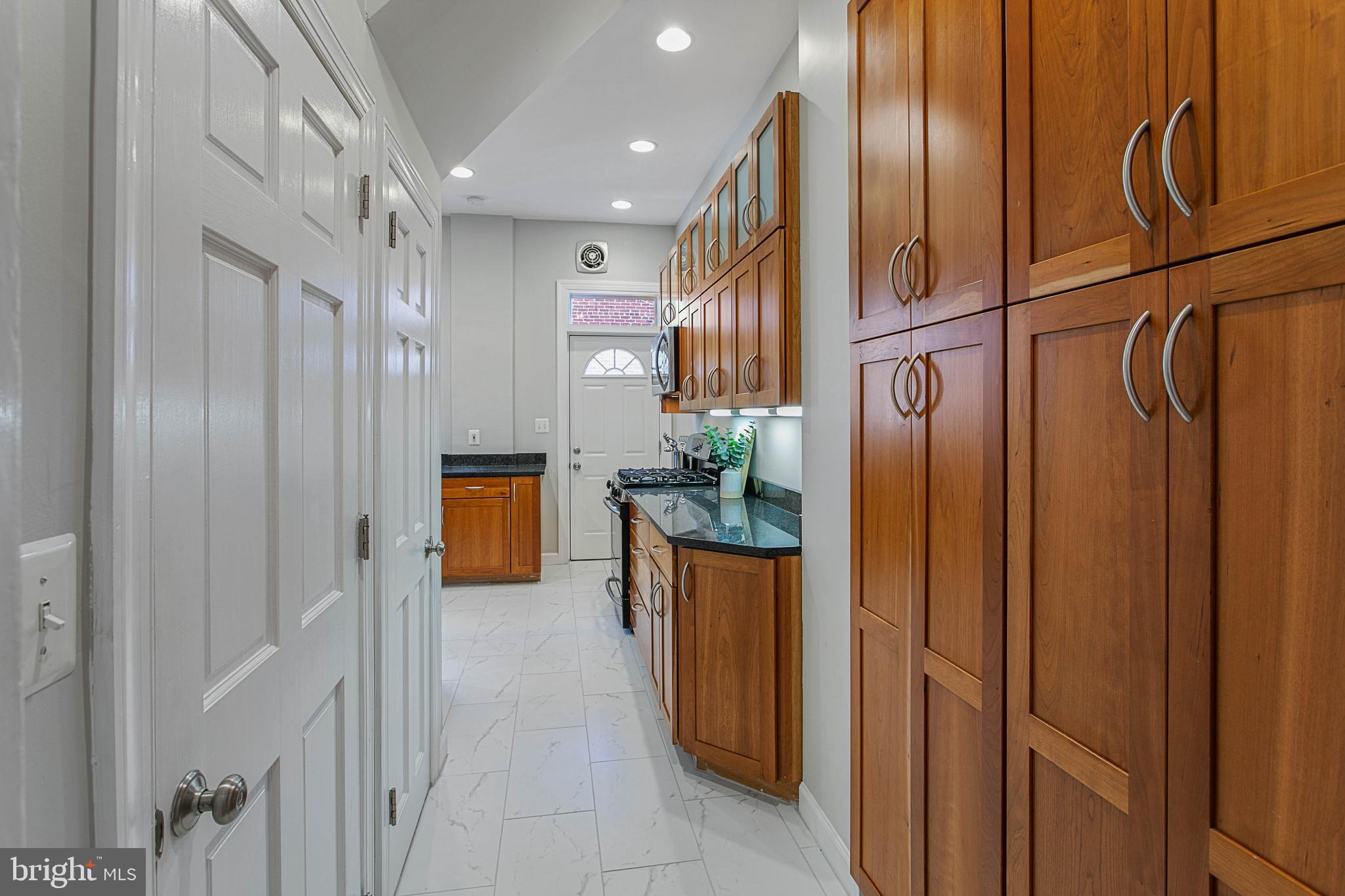 2825 13th Street Northwest Washington, DC 20009 - Photo 12 of 49