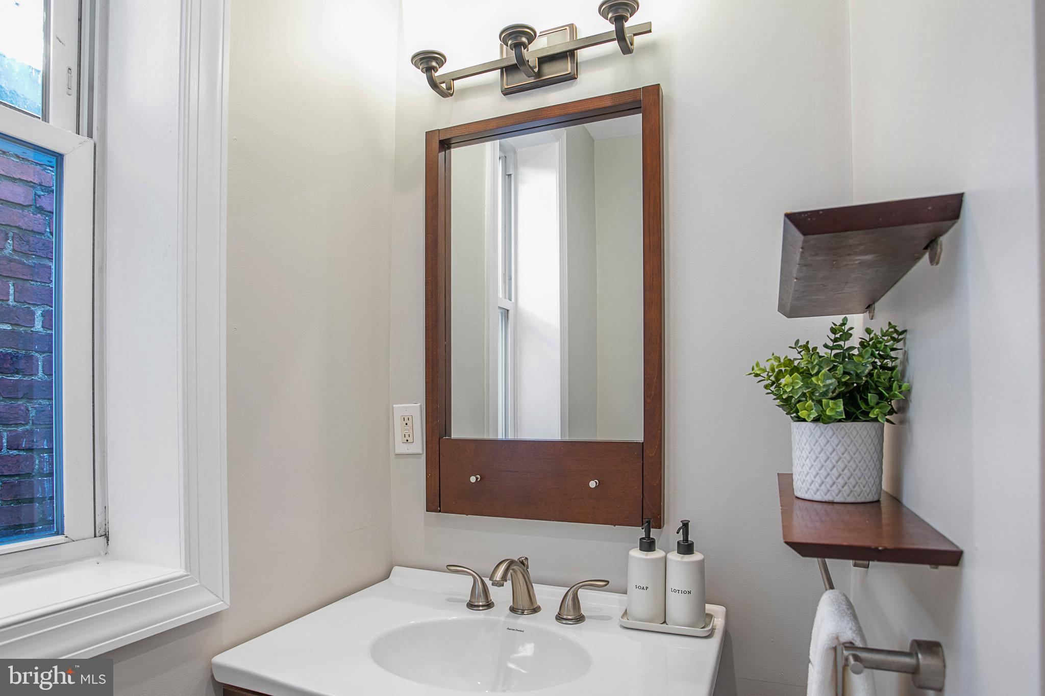 2825 13th Street Northwest Washington, DC 20009 - Photo 31 of 49