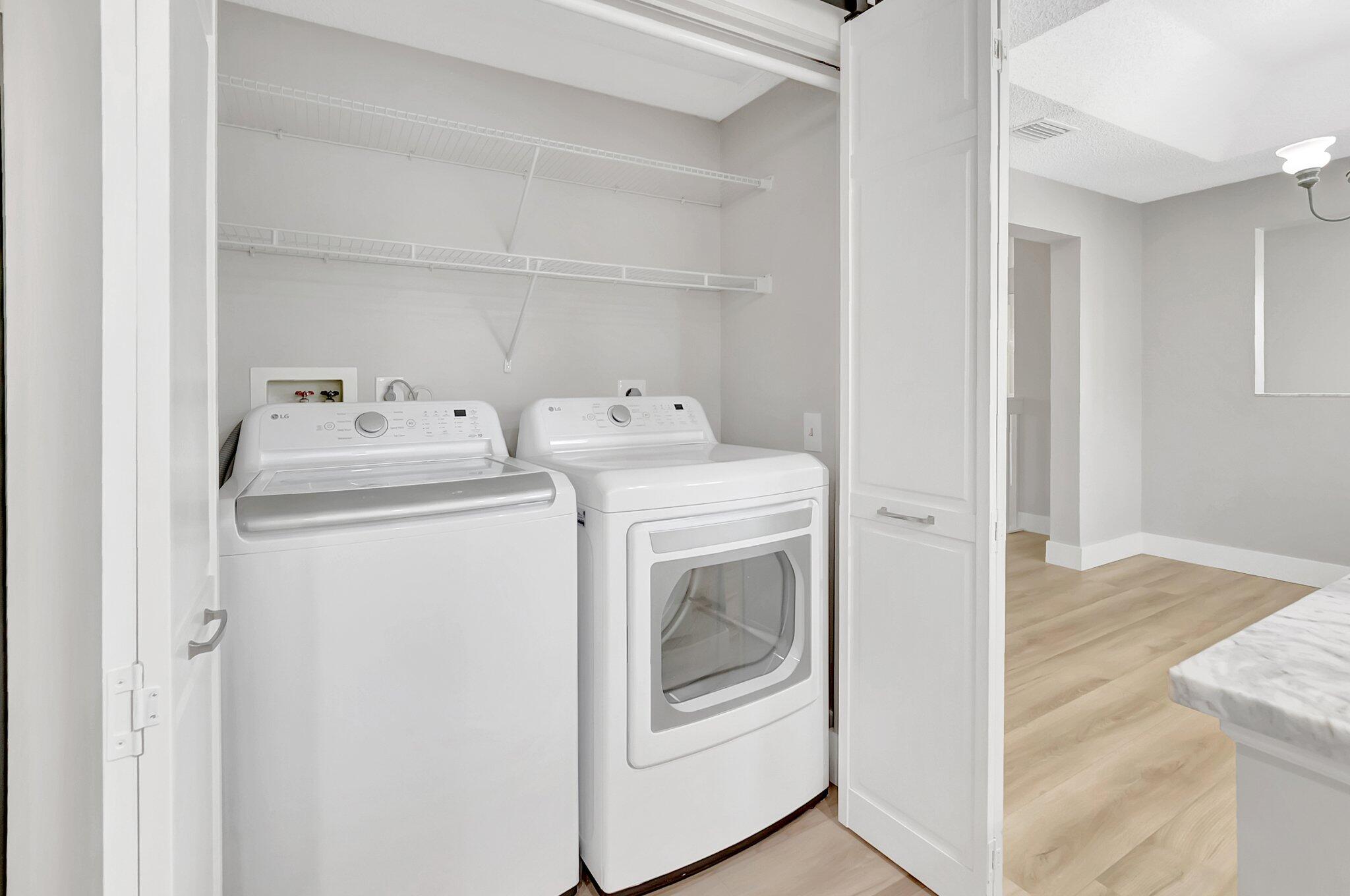23228 Fountain View Drive, Unit B Boca Raton, FL 33433 - Photo 18 of 49 Laundry Hidden by doors