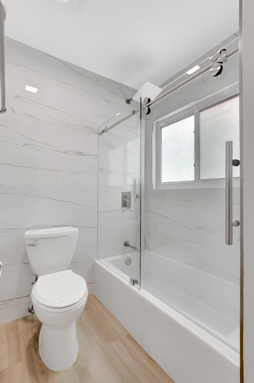 23228 Fountain View Drive, Unit B Boca Raton, FL 33433 - Photo 32 of 49 Bathroom 2