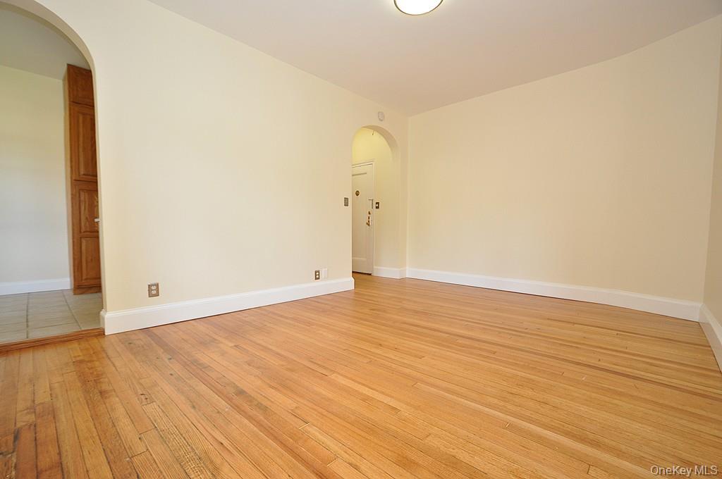 120 Stonelea Place, Unit 3M New Rochelle, NY 10801 - Photo 15 of 35