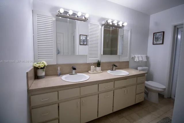 $4,000 | 9041 Southwest 88th Street, Unit 9041, Miami, FL 33173