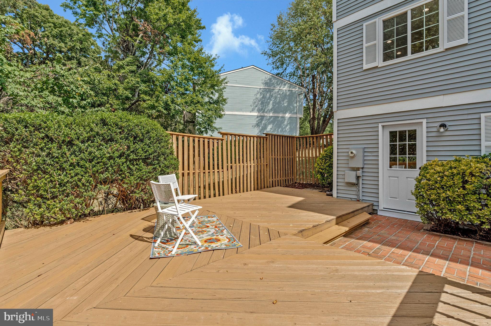 1628 Barnstead Drive Reston, VA 20194 - Photo 35 of 41 a view of outdoor space and yard