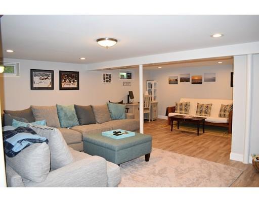 65 Donald Road Burlington, MA 01803 - Photo 19 of 27 Gallery Image 19