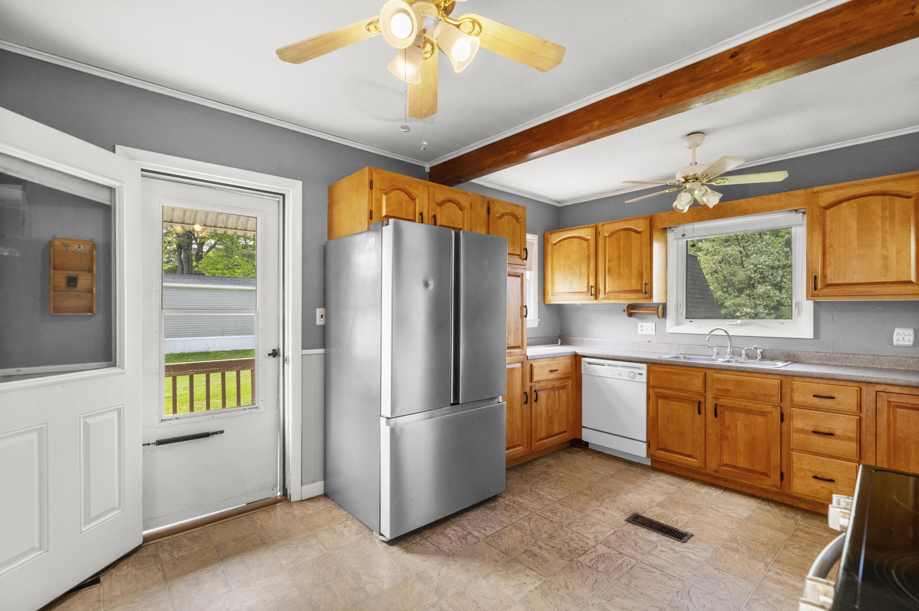 826 Riverside Drive Augusta, ME 04330 - Photo 21 of 34 DSC_1990