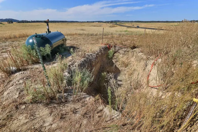 $415,000 | 8054 East Mt Spokane Park Drive, Mead, WA 99021