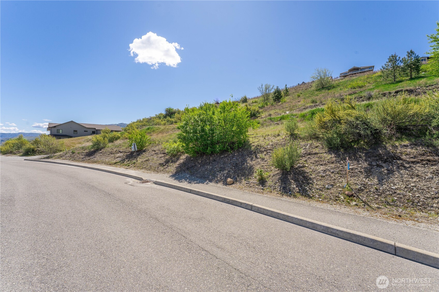 306 Clos Chevalle Road Chelan, WA 98816 - Photo 17 of 28