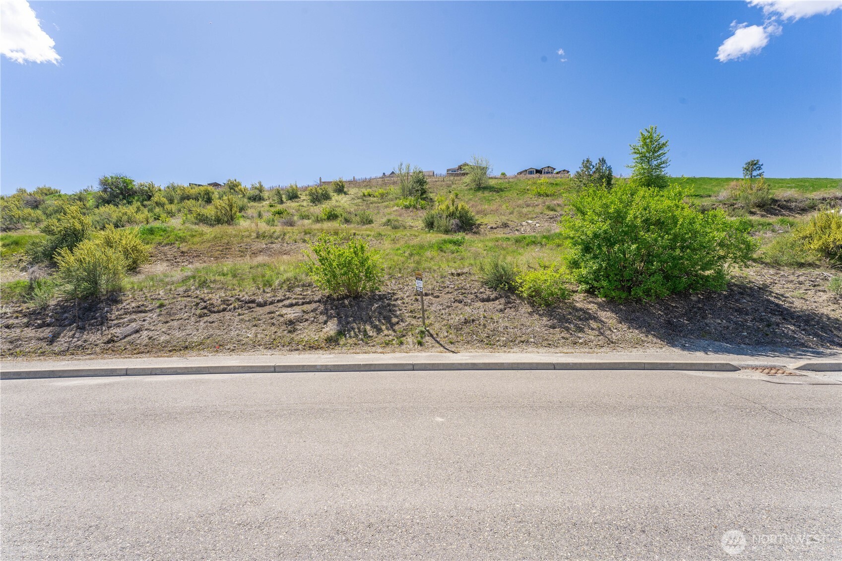 306 Clos Chevalle Road Chelan, WA 98816 - Photo 18 of 28