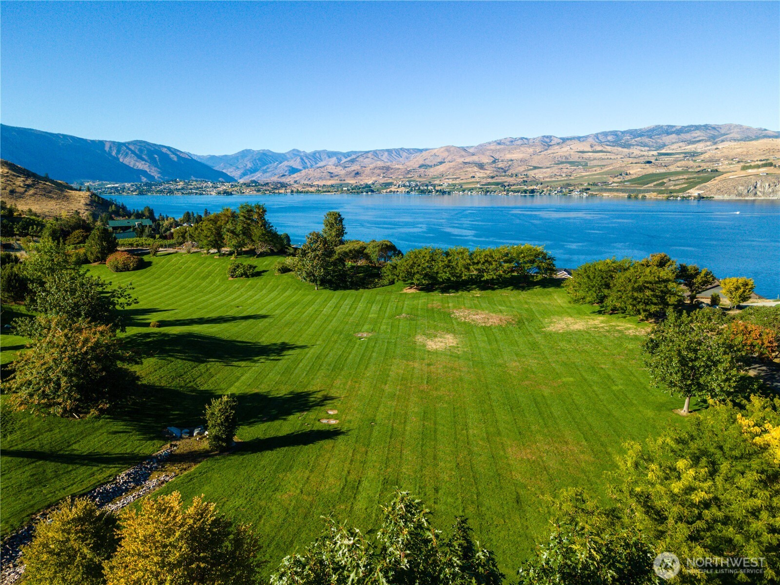 306 Clos Chevalle Road Chelan, WA 98816 - Photo 26 of 28
