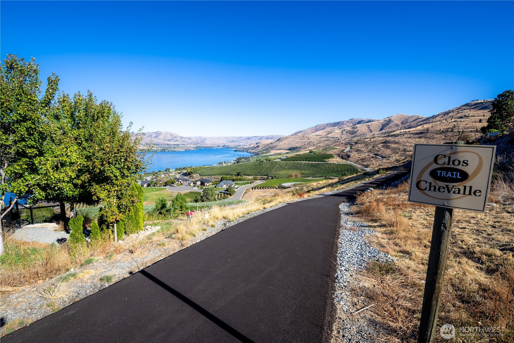 306 Clos Chevalle Road Chelan, WA 98816 - Photo 27 of 28