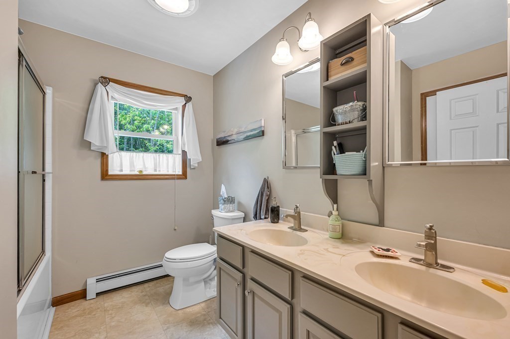 444 Loring Road Barre, MA 01005 - Photo 19 of 37