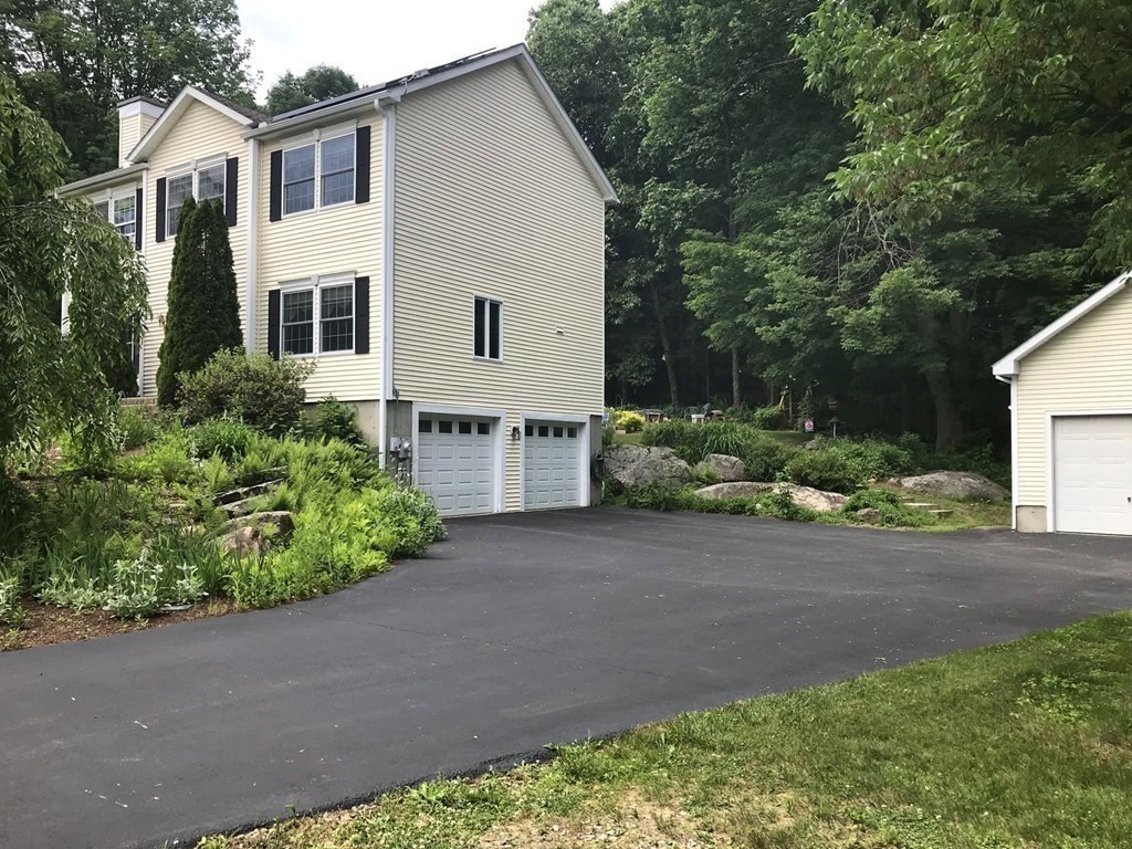 444 Loring Road Barre, MA 01005 - Photo 3 of 37