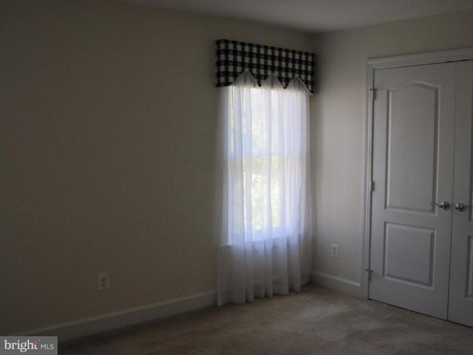 1489 Broadstone Place Vienna, VA 22182 - Photo 7 of 20 Bedroom #3