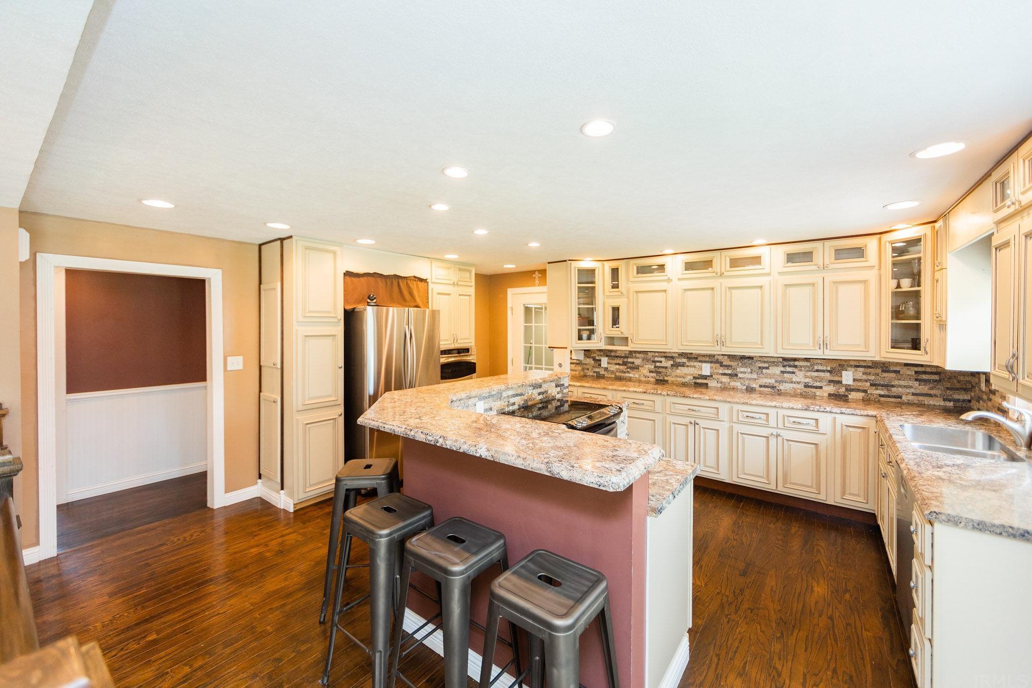 7445 Reynolds Road Camby, IN 46113 - Photo 4 of 31