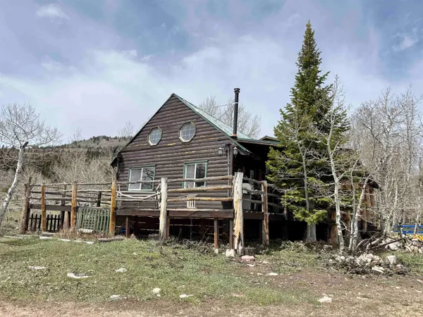 $978,000 | 582 Porcupine Road, Kemmerer, WY 83101