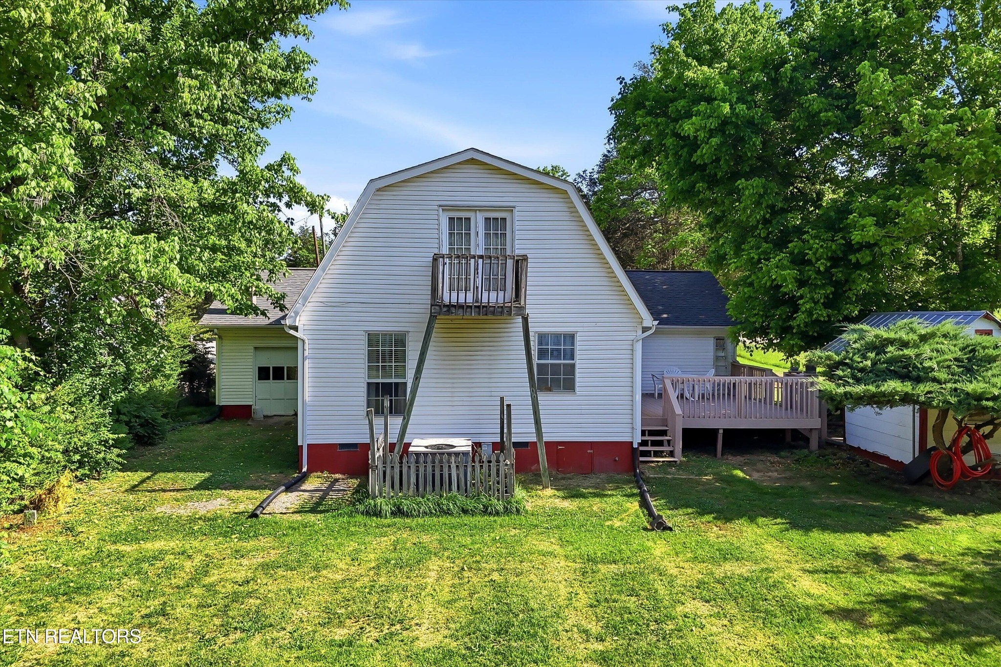 9613 Norris Freeway Heiskell, TN 37754 - Photo 31 of 60