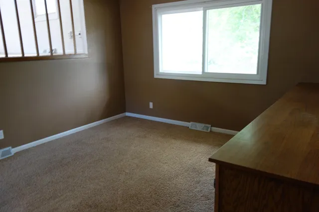 $179,900 | 1801 Linn Drive, Owatonna, MN 55060