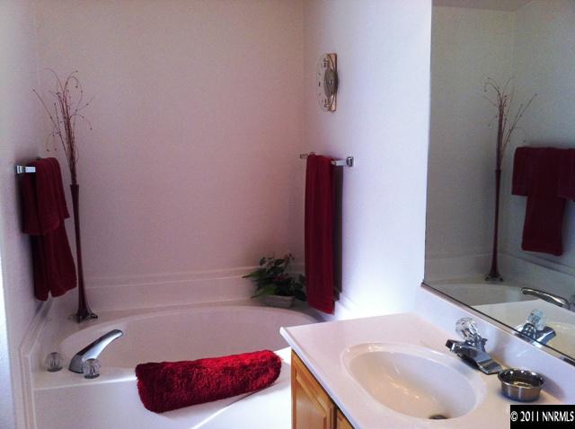 120 Platinum Pointe Way Reno, NV 89506 - Photo 4 of 6 Photo 4