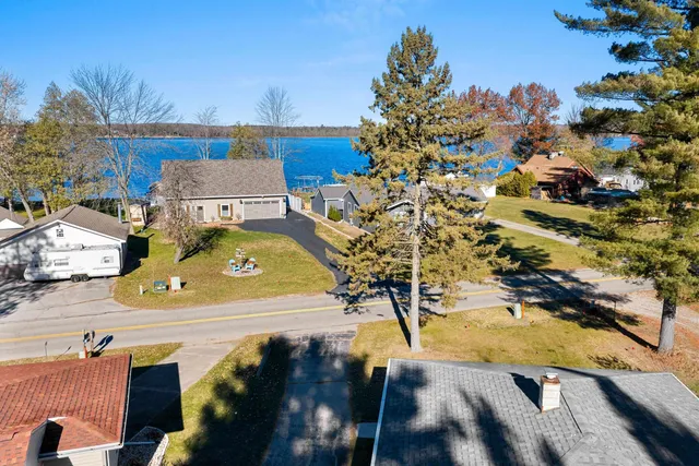 $279,900 | 13160 Parkway Road, Pound, WI 54161