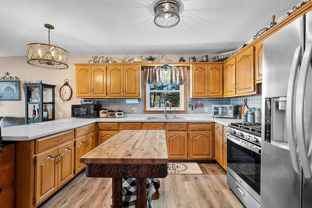 $279,900 | 13160 Parkway Road, Pound, WI 54161