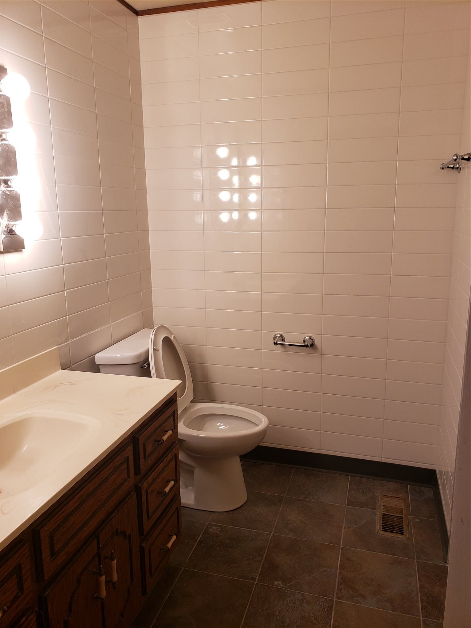1707 Lower Huntington Road Fort Wayne, IN 46819 - Photo 14 of 20
