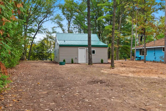 $237,500 | 6188 Dogwood Lane, Oconto, WI 54153