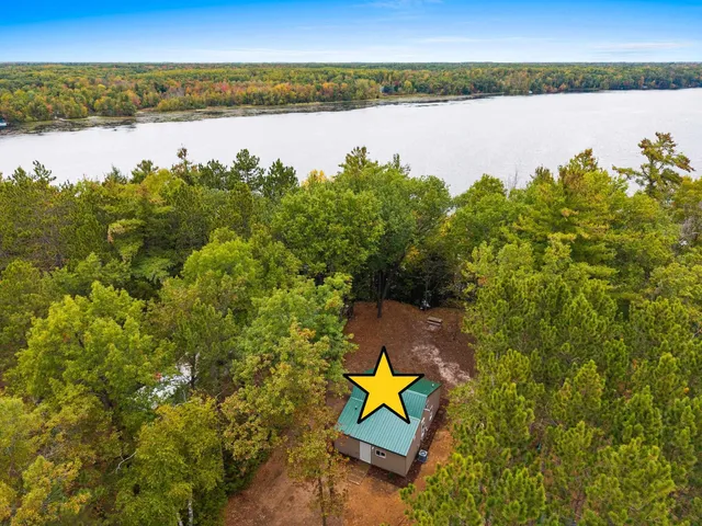 $237,500 | 6188 Dogwood Lane, Oconto, WI 54153