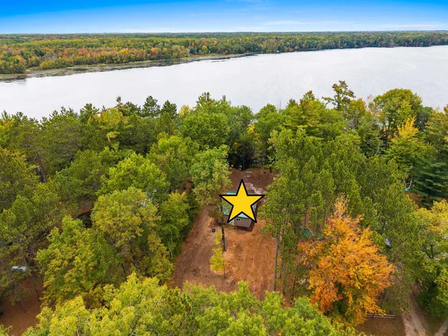 $237,500 | 6188 Dogwood Lane, Oconto, WI 54153