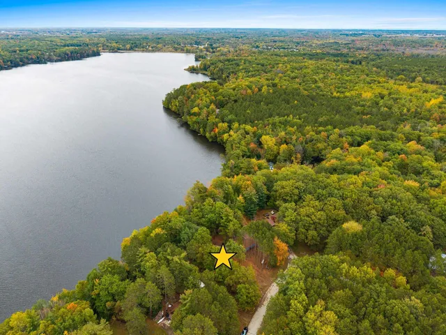 $237,500 | 6188 Dogwood Lane, Oconto, WI 54153