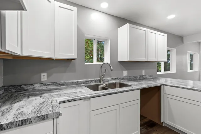 $237,500 | 6188 Dogwood Lane, Oconto, WI 54153