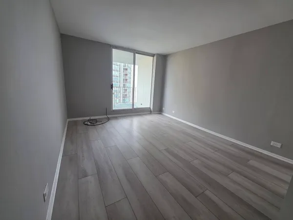 $2,950 | 6033 North Sheridan Road, Unit 10D, Chicago, IL 60660