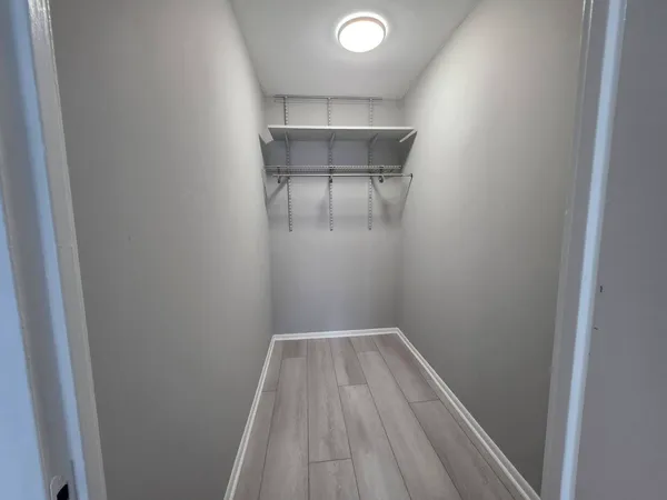 $2,950 | 6033 North Sheridan Road, Unit 10D, Chicago, IL 60660