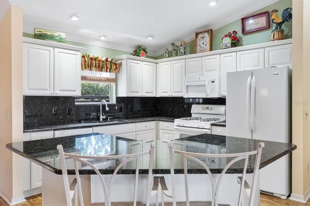 $335,000 | 939 Livingston Loop, The Villages, FL 32162