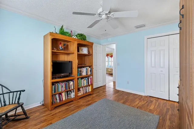 $335,000 | 939 Livingston Loop, The Villages, FL 32162