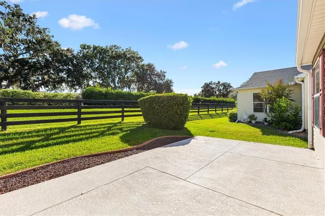 $335,000 | 939 Livingston Loop, The Villages, FL 32162