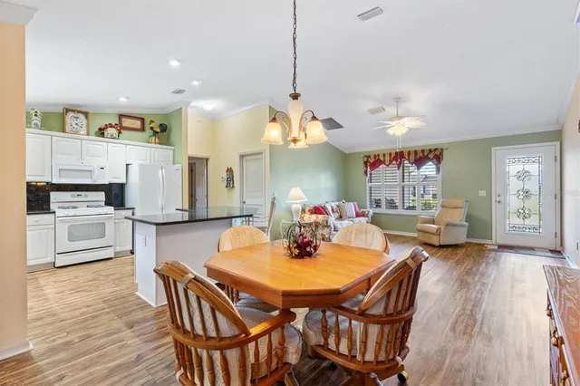 $335,000 | 939 Livingston Loop, The Villages, FL 32162