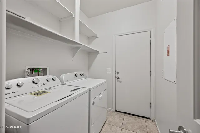 $2,050 | 27358 North 174th Lane, Surprise, AZ 85387