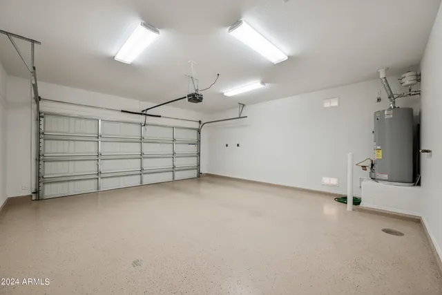 $2,050 | 27358 North 174th Lane, Surprise, AZ 85387