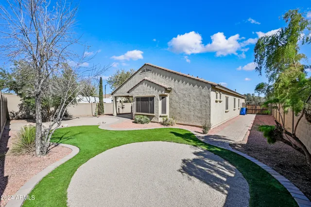 $2,050 | 27358 North 174th Lane, Surprise, AZ 85387